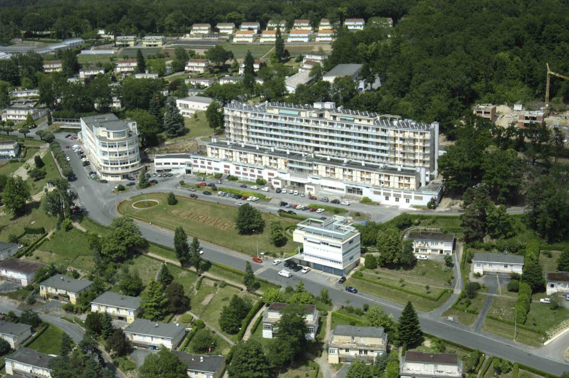 RÉNOVATION DE 45 STUDIOS À L’EPD DE CLAIRVIVRE – SALAGNAC (24)